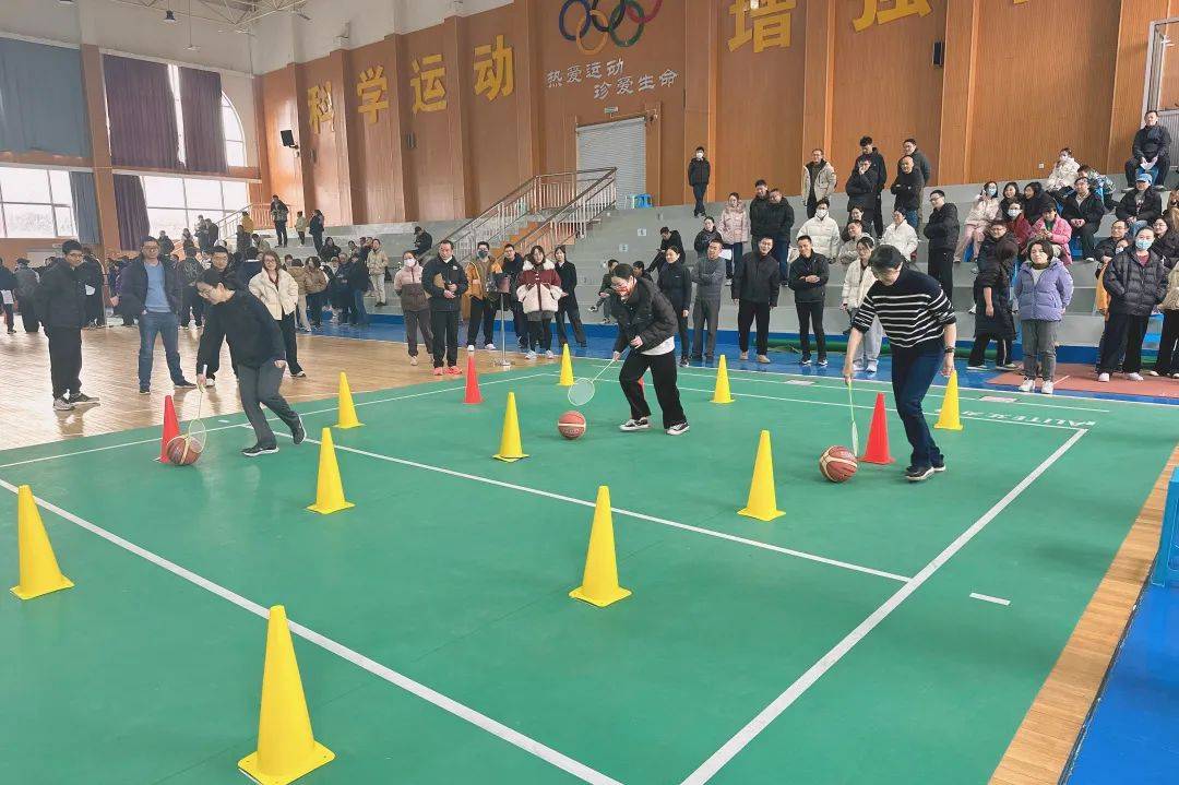海宁市工会系统迎新挑战赛在南苑中学举行k8凯发一触即发工会向潮 乐享运动——(图7)